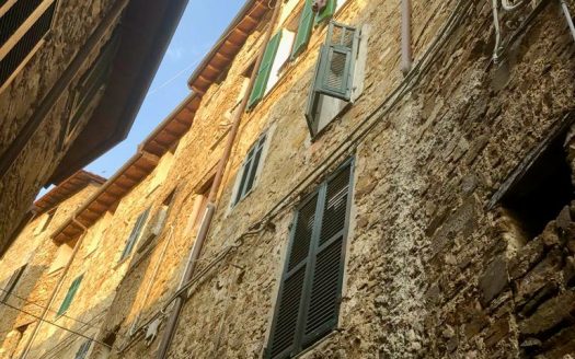 Apricale / AP 912