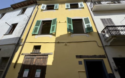 Pieve di Teco / IM 904